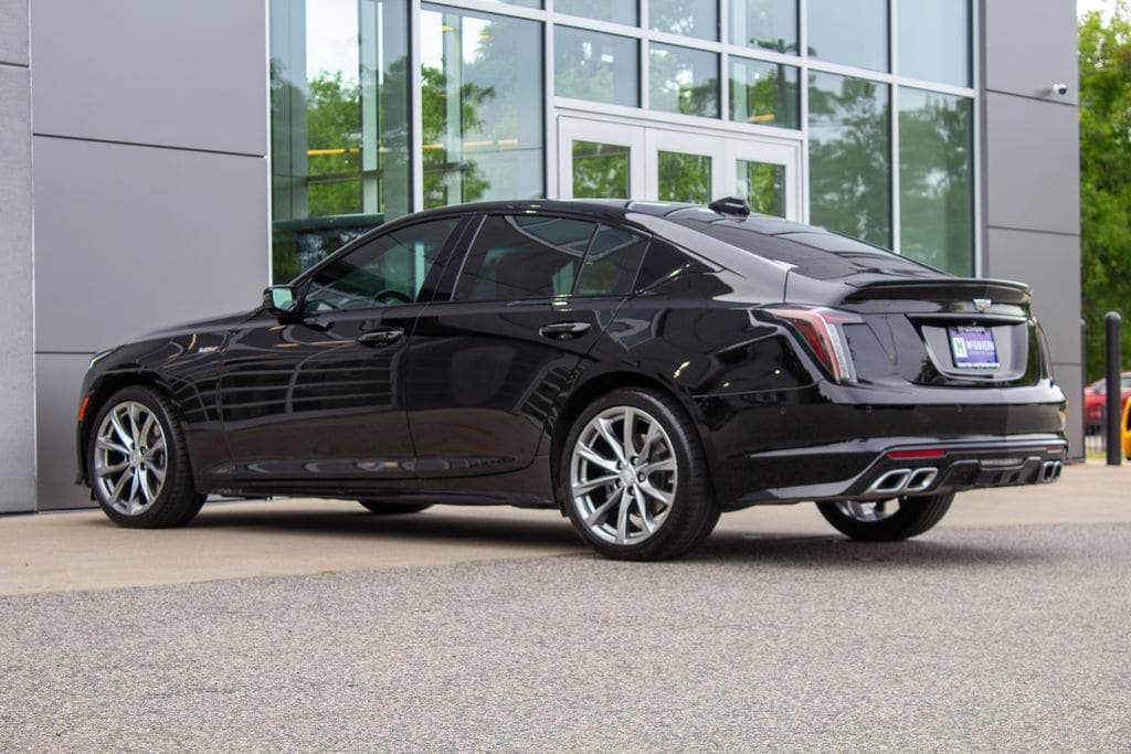 Used 2023 Cadillac CT5 V w/ Platinum Package AWD/4WD image 8