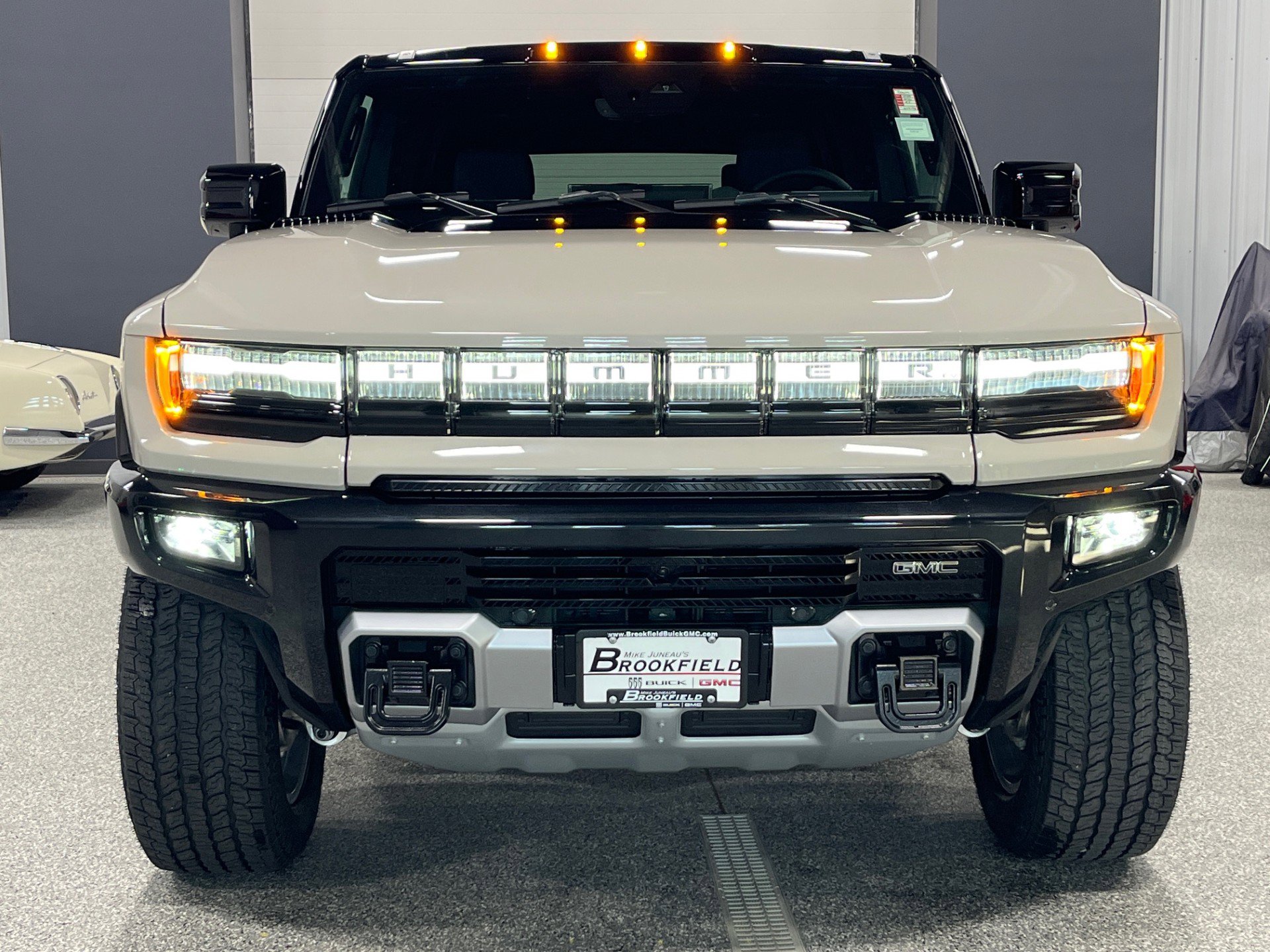 New 2026 GMC Hummer EV SUV image 7