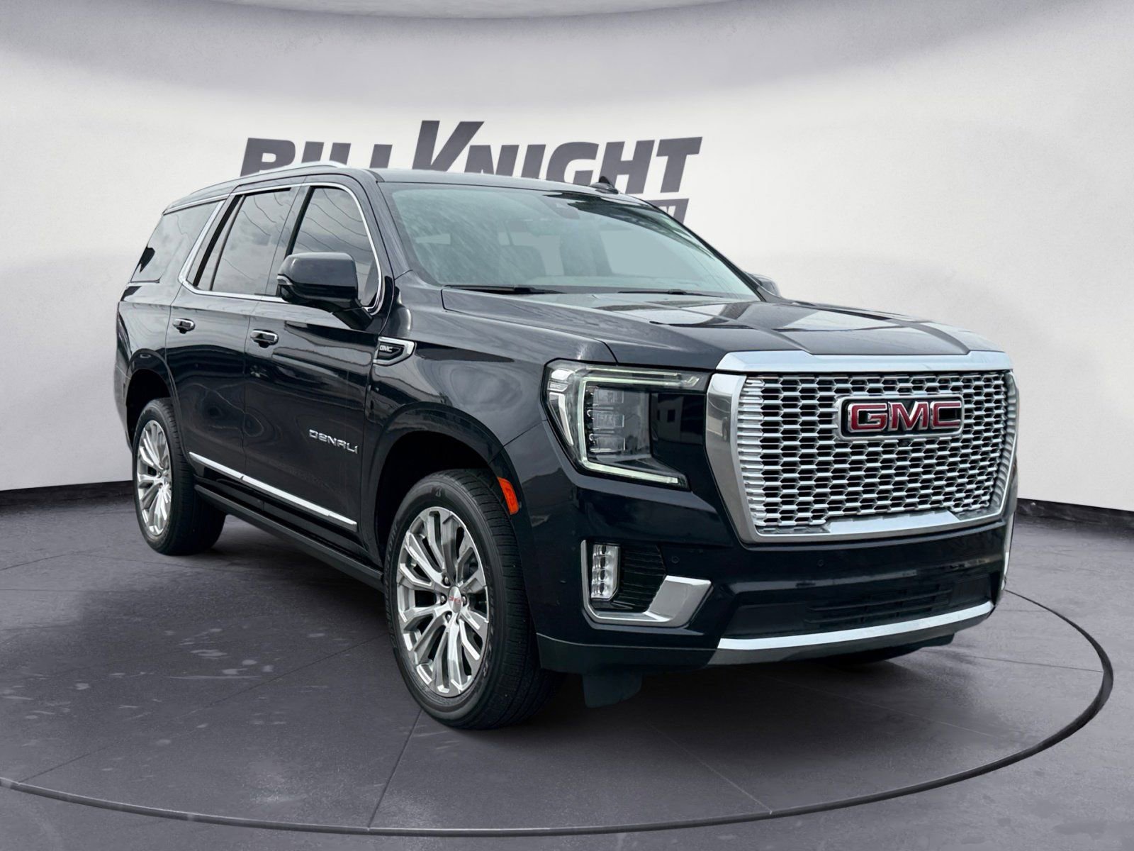 Used 2021 GMC Yukon Denali w/ Denali Premium Package image 7