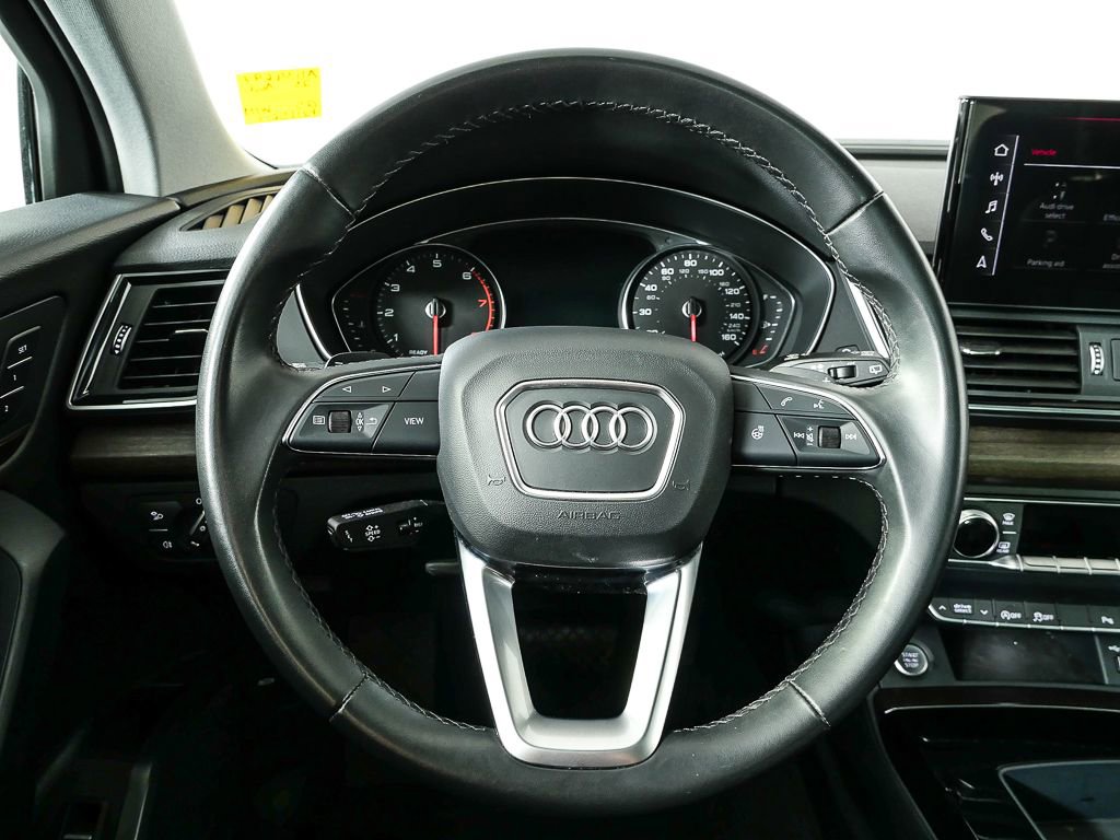 Used 2023 Audi Q5 2.0T Premium w/ Convenience Package image 9