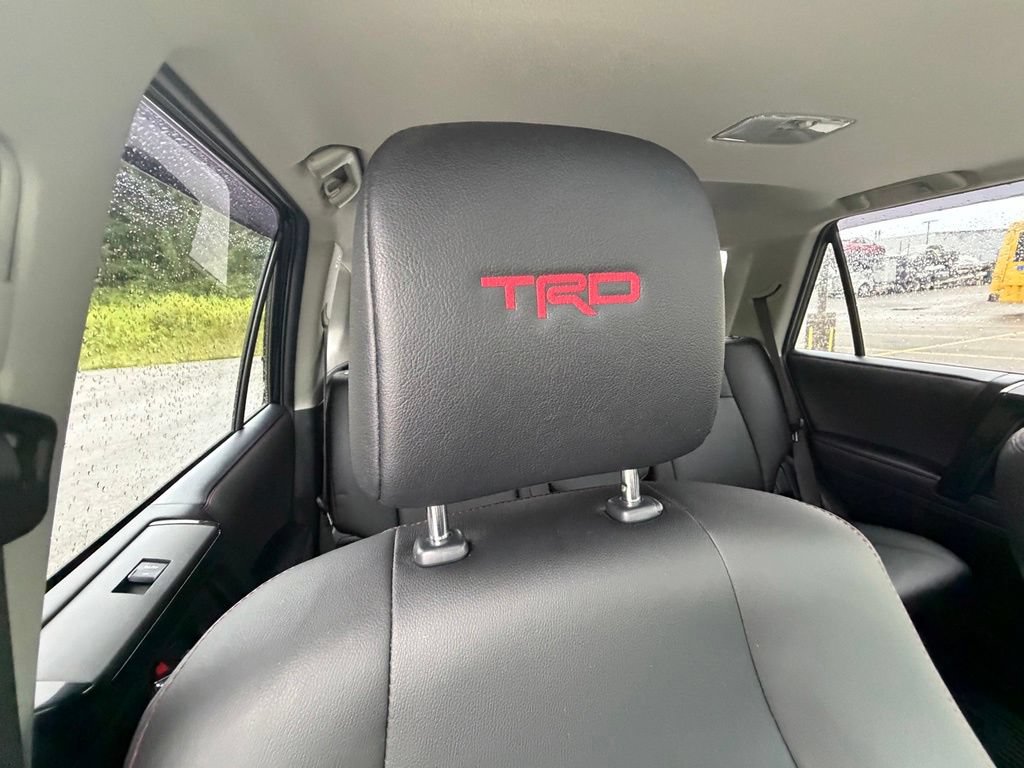 Used 2022 Toyota 4Runner TRD Off-Road Premium w/ Moonroof Package AWD/4WD image 47