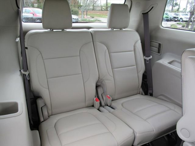 Used 2017 GMC Acadia Denali w/ Technology Package image 35