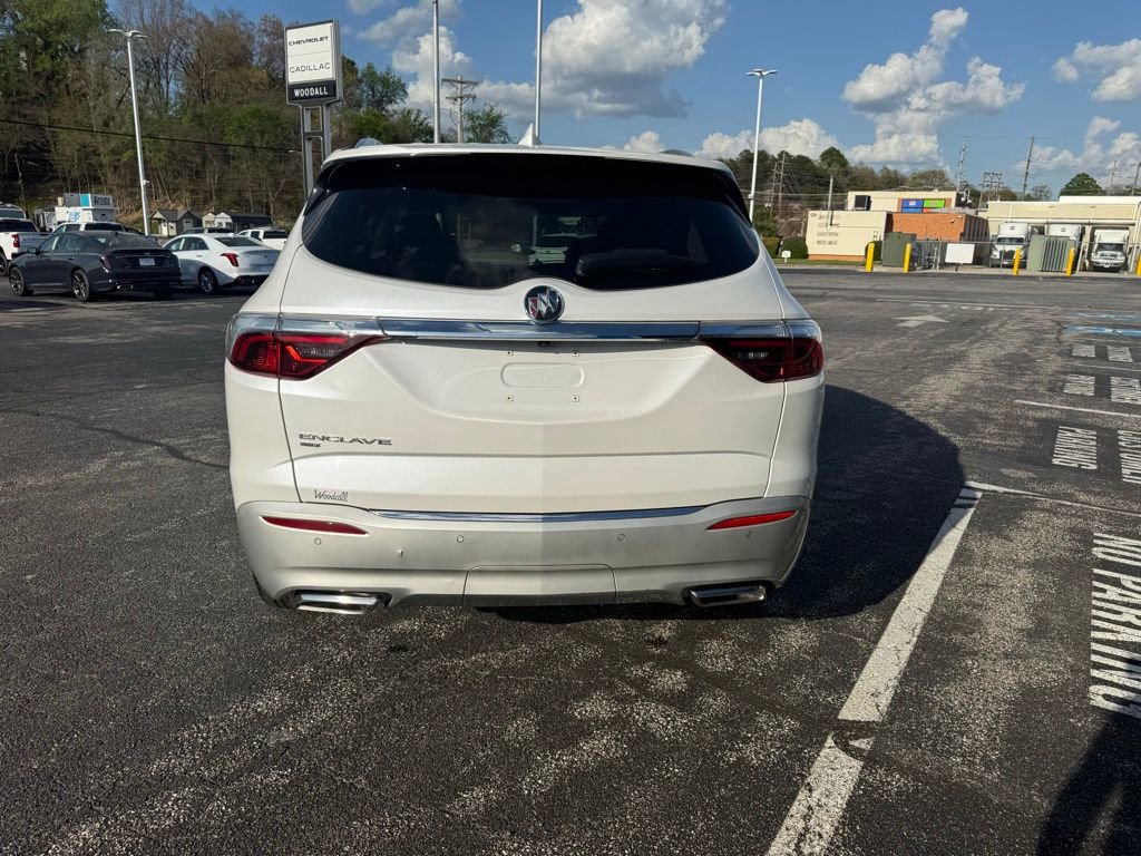 Used 2023 Buick Enclave Essence w/ Experience Buick Package image 4