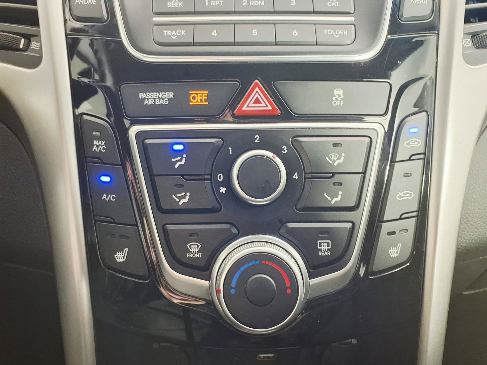 Used 2016 Hyundai Elantra GT FWD image 19