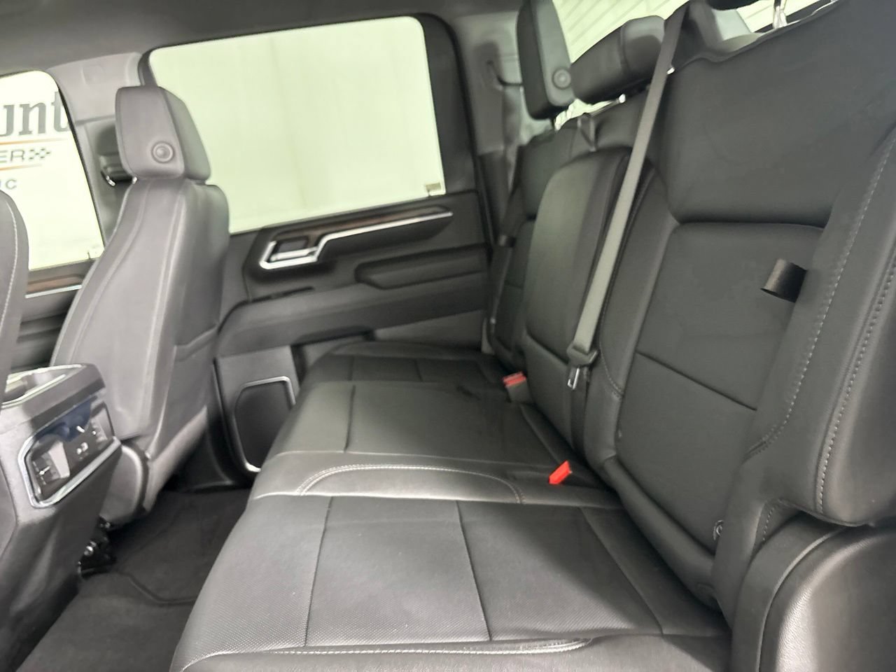 Used 2026 GMC Sierra 2500 SLT w/ SLT Convenience Package AWD/4WD image 19