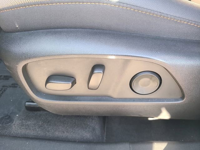 Used 2025 Chevrolet Equinox ACTIV w/ Safety and Technology Package image 25