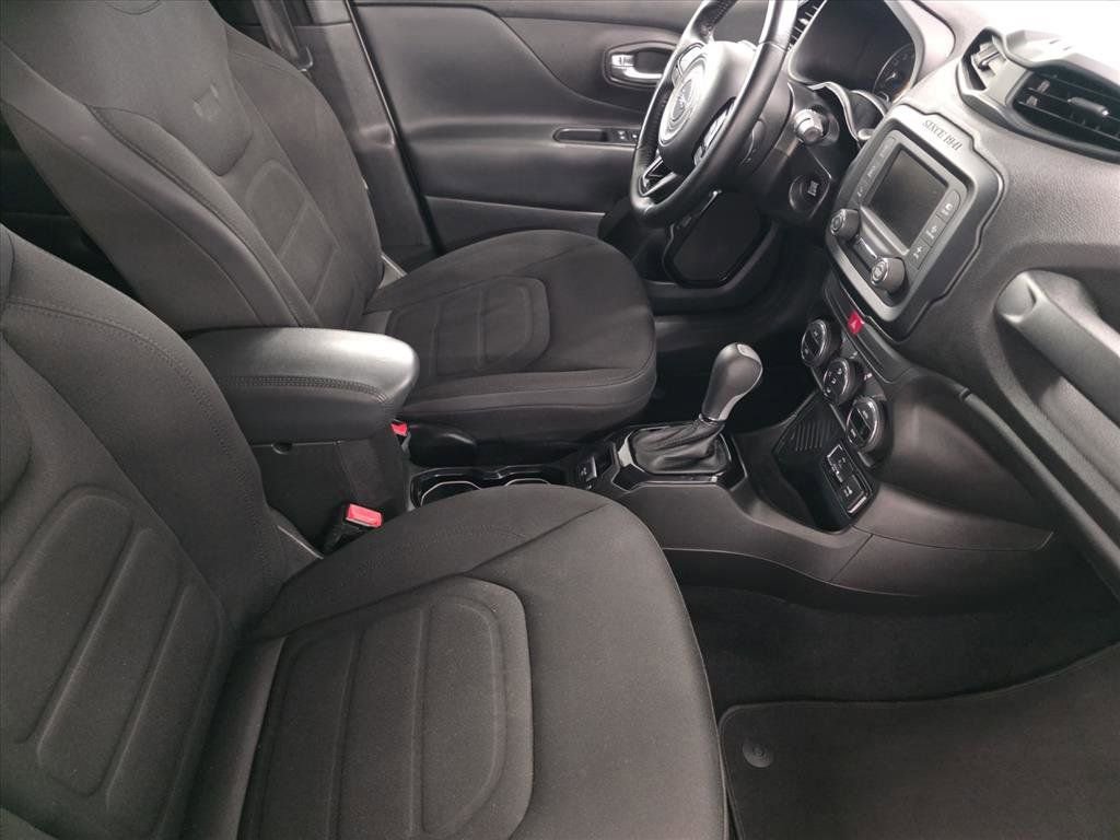 Used 2017 Jeep Renegade Altitude image 18