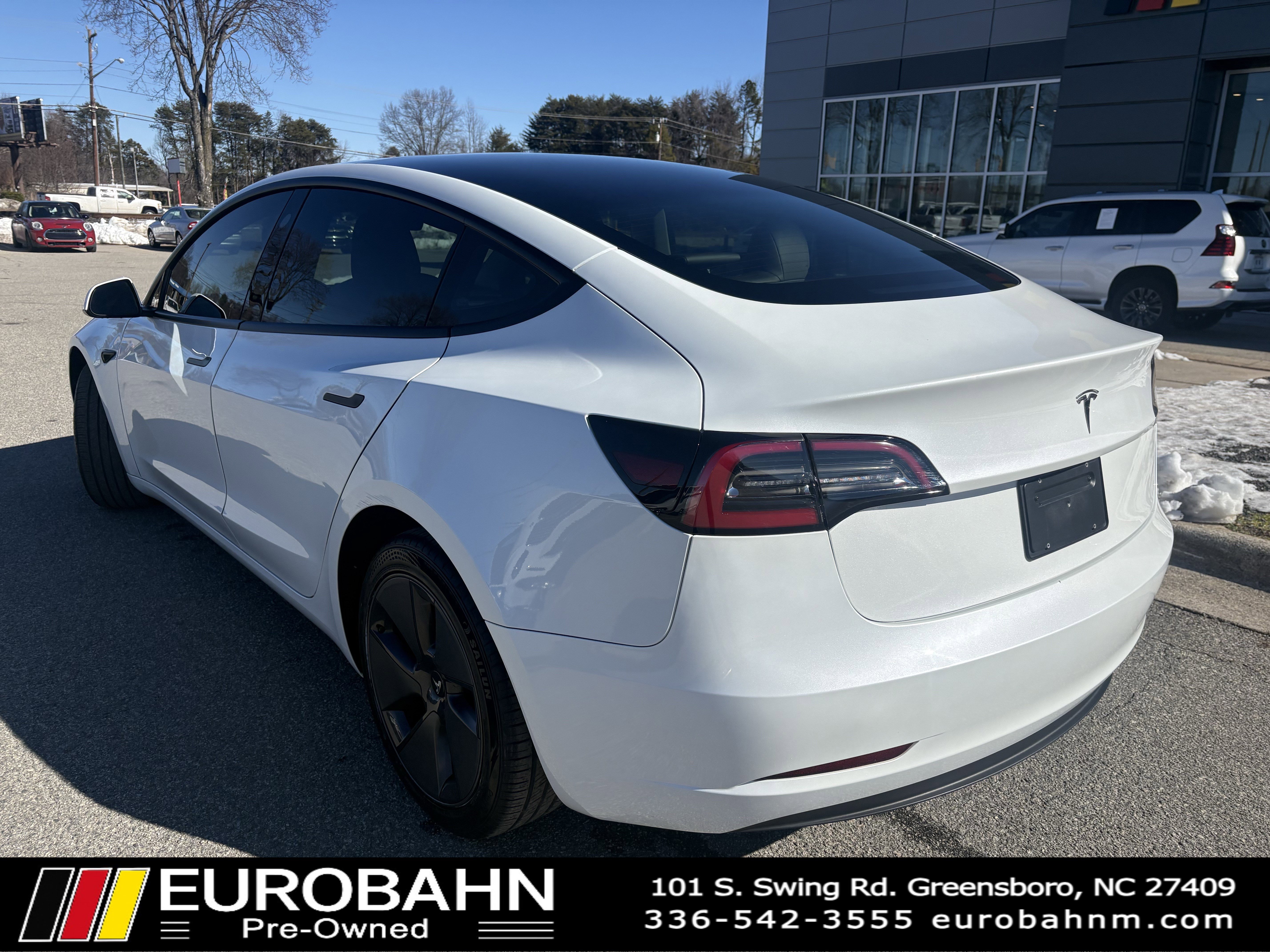 Used 2023 Tesla Model 3 Standard Range image 3