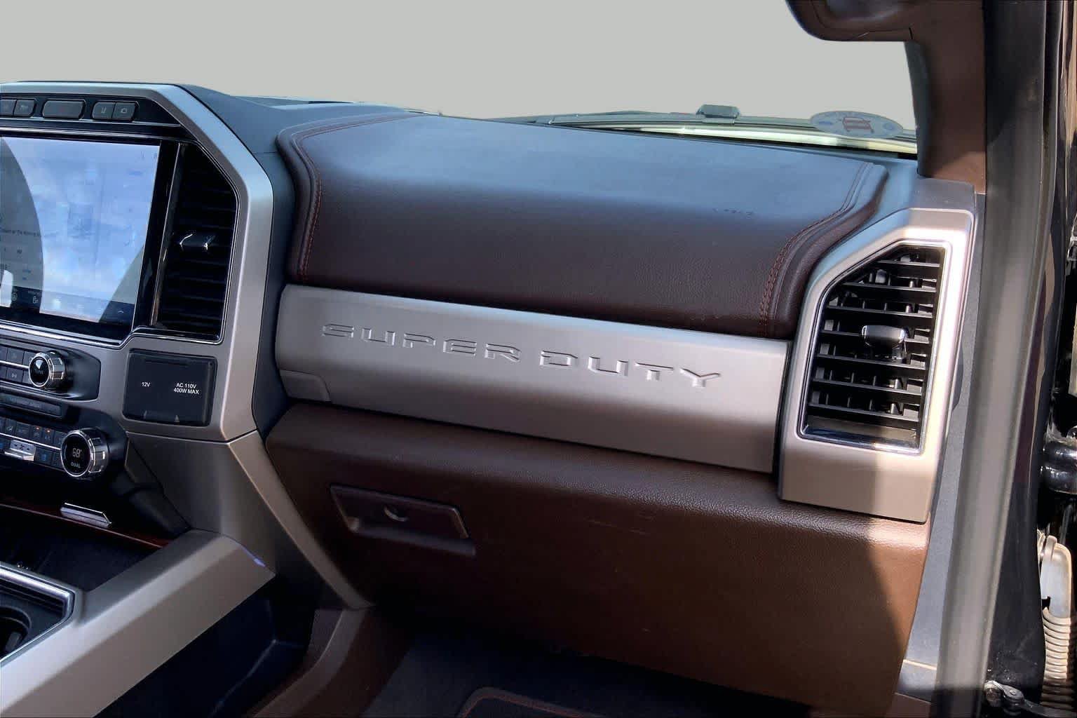 Used 2022 Ford F250 King Ranch w/ King Ranch Ultimate Package AWD/4WD image 17