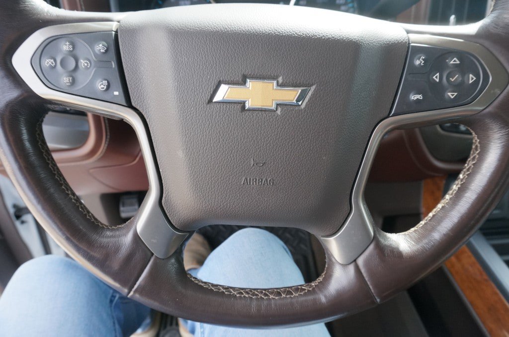 Used 2018 Chevrolet Silverado 2500 High Country w/ Duramax Plus Package AWD/4WD image 12