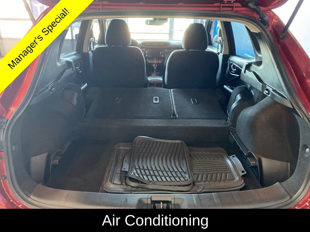 Used 2022 Nissan Rogue Sport SV AWD/4WD image 7