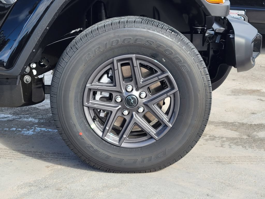 New 2026 Jeep Gladiator Sport AWD/4WD image 20