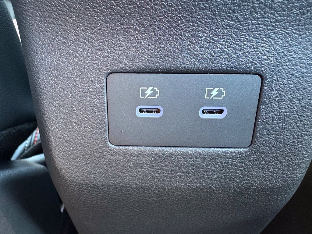 New 2027 Nissan Kicks SR FWD image 19