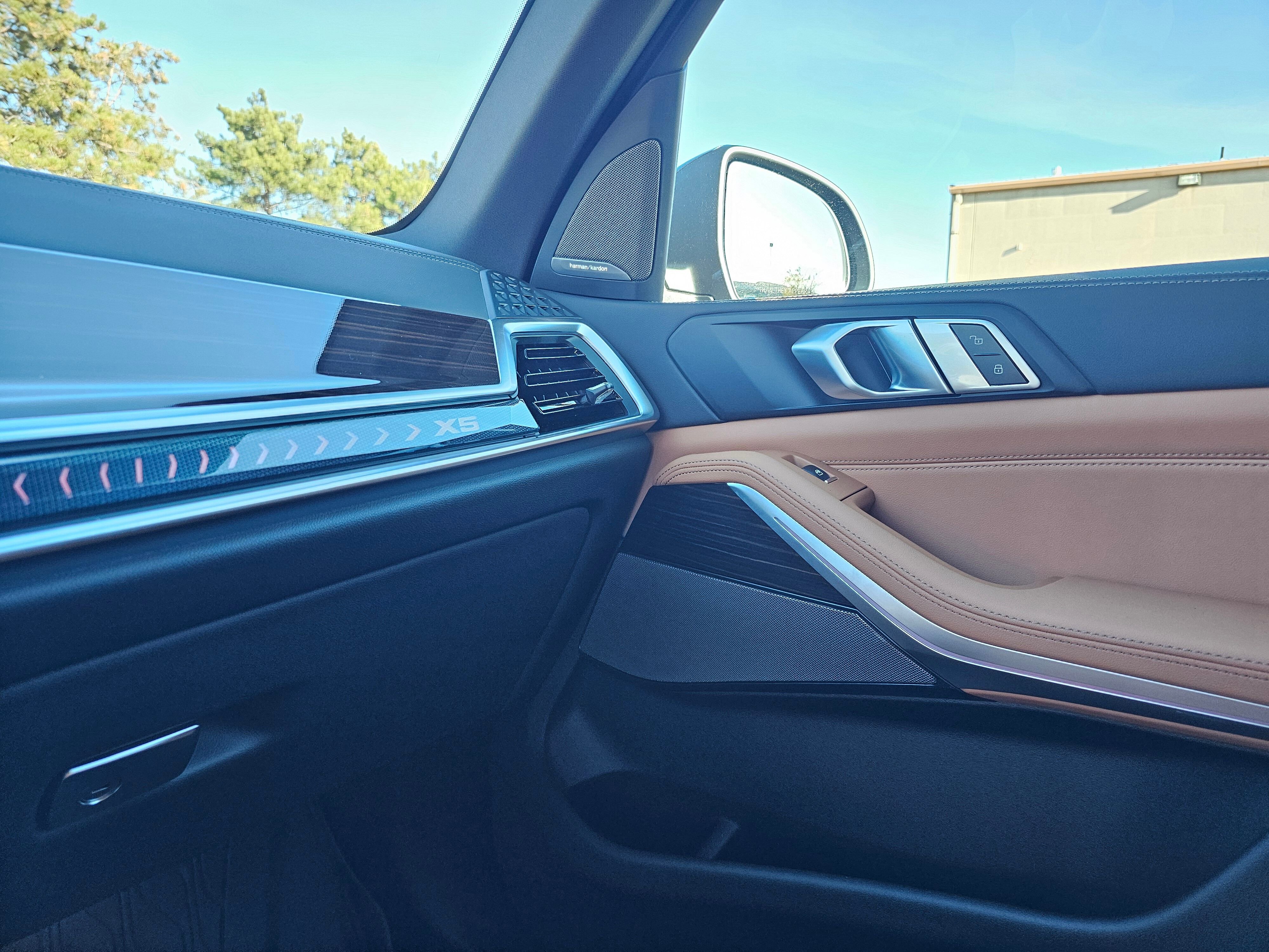 New 2026 BMW X5 xDrive50e image 26