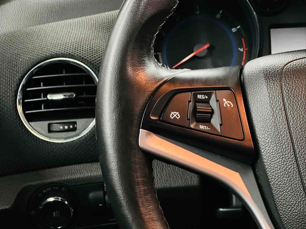 Used 2013 Chevrolet Cruze LT w/ All-Star Edition image 19