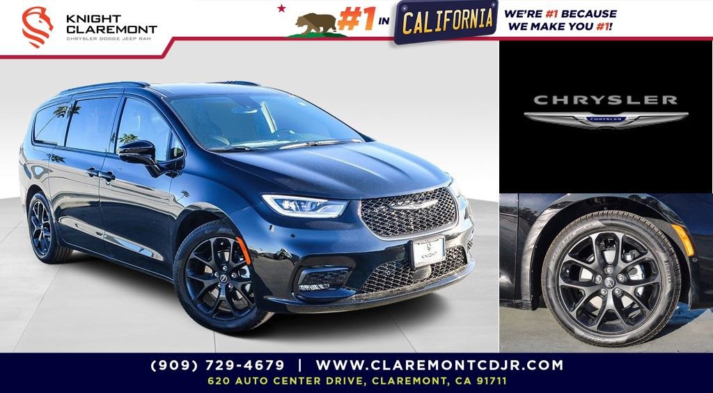 New 2026 Chrysler Pacifica Select w/ S Appearance Package FWD image 1