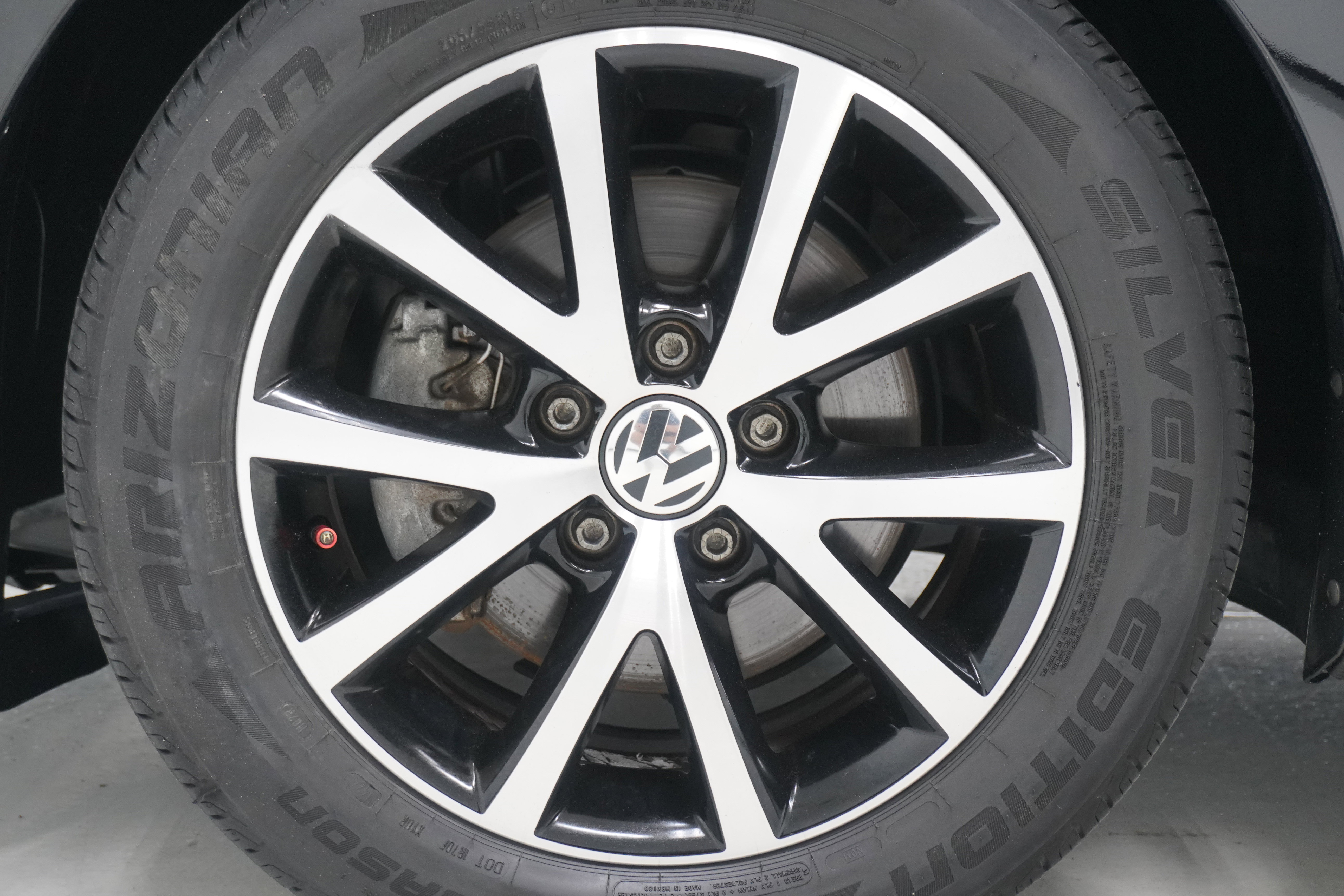 Used 2016 Volkswagen Jetta SE FWD image 24