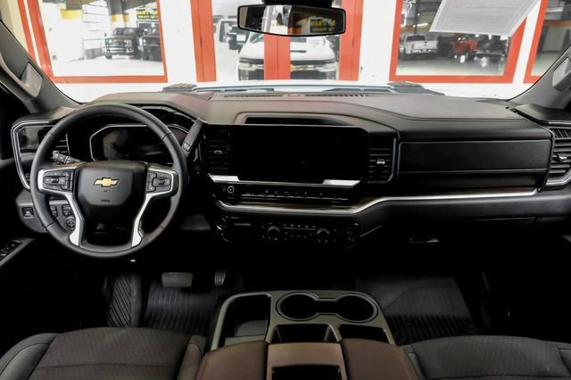 Used 2026 Chevrolet Silverado 2500 LT AWD/4WD image 16