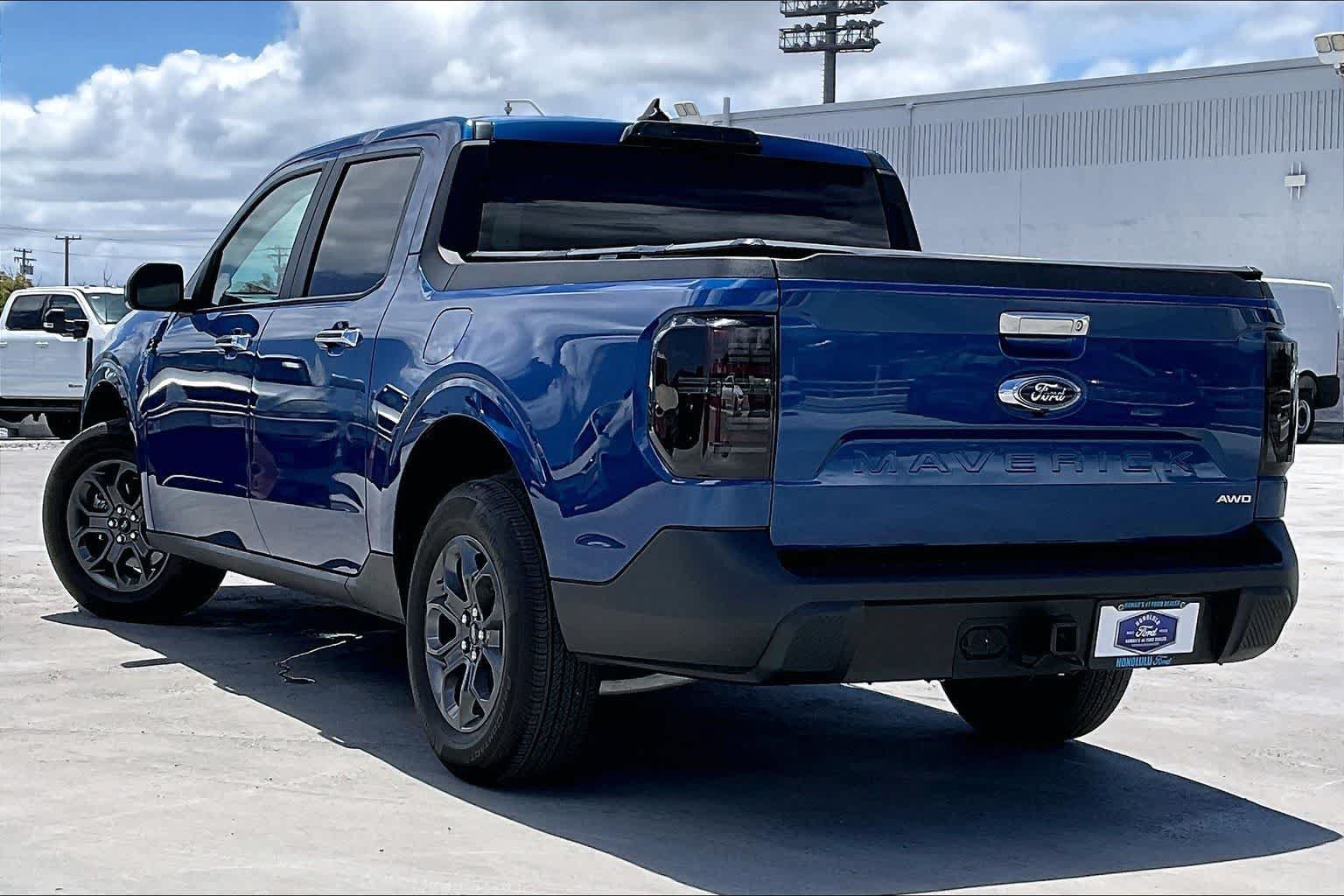 Certified 2024 Ford Maverick XLT w/ XLT Luxury Package AWD/4WD image 4
