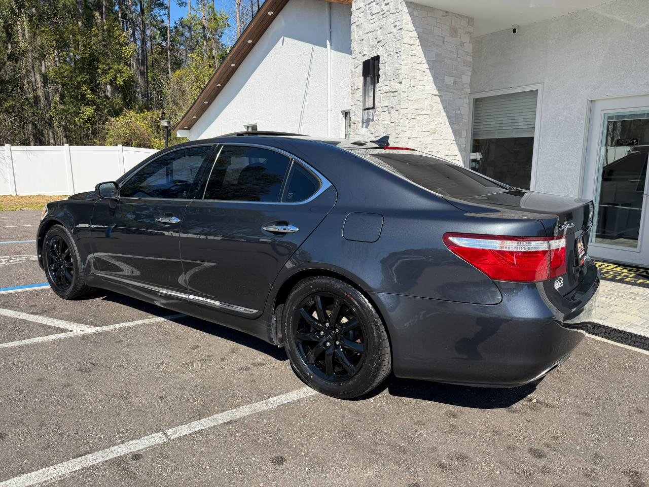 Used 2008 Lexus LS 460 image 9