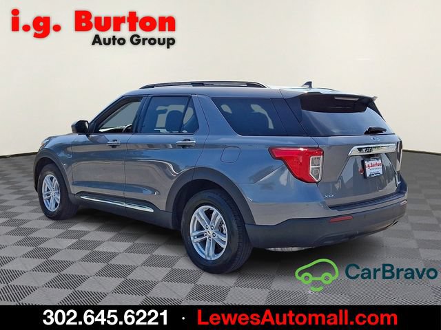 Used 2023 Ford Explorer XLT AWD/4WD image 4