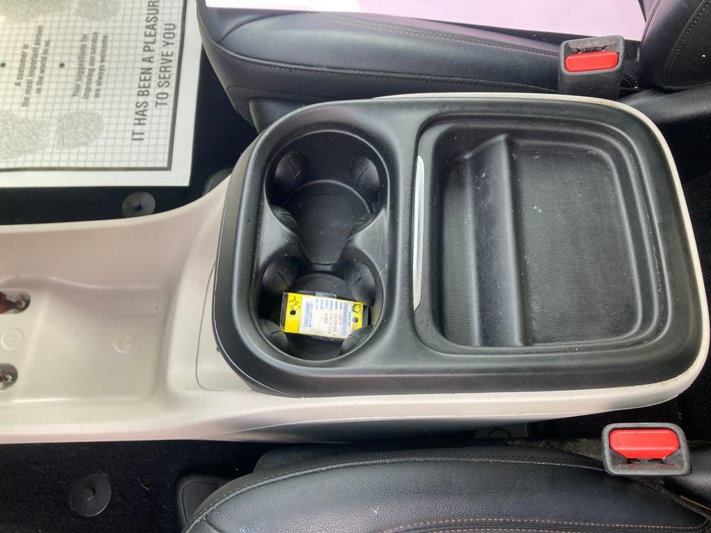 Used 2019 Chrysler Pacifica Touring-L FWD image 30