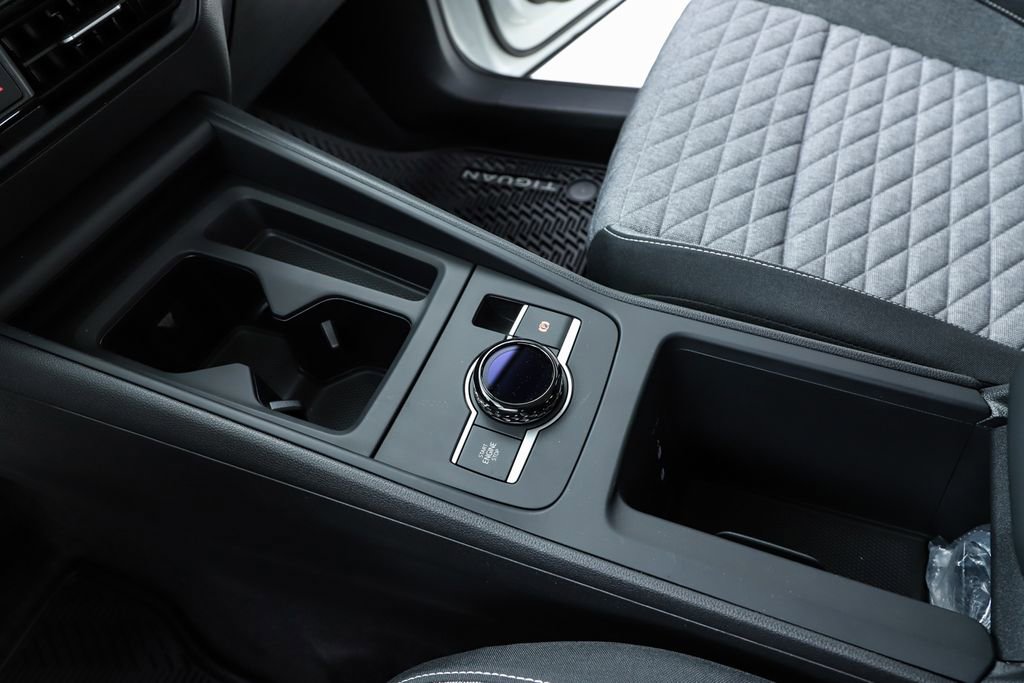 New 2026 Volkswagen Tiguan S image 61