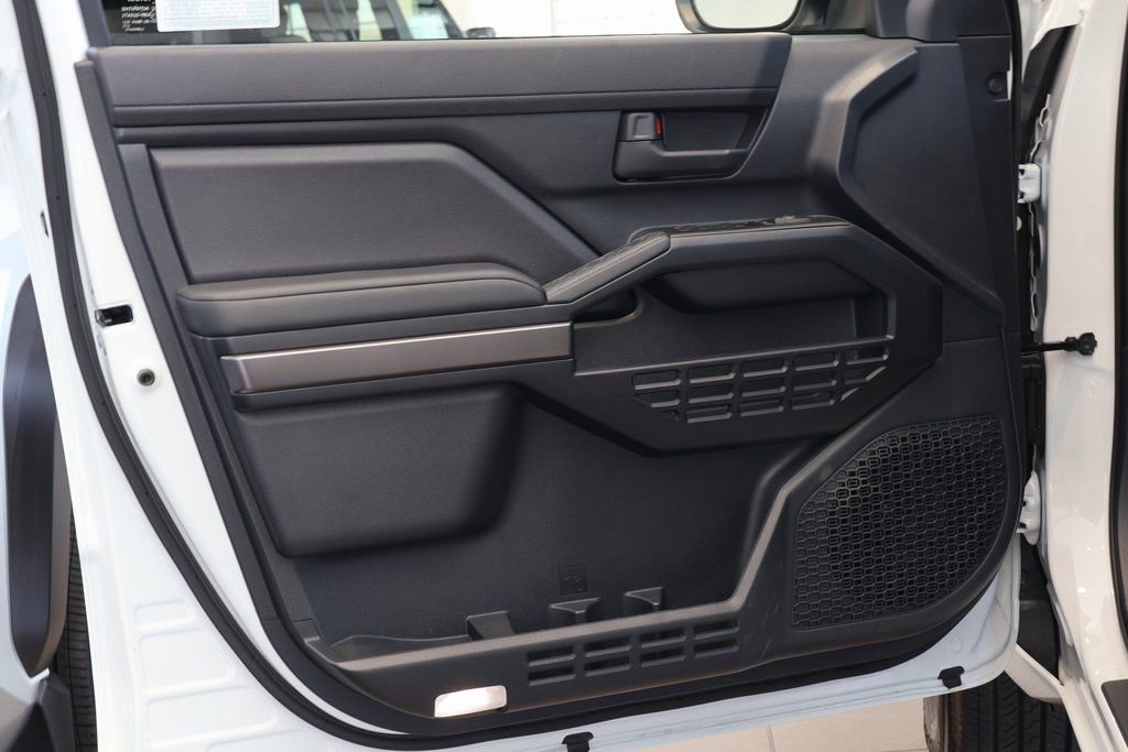 Used 2025 Toyota 4Runner SR5 RWD image 12