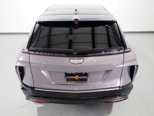 Used 2024 Cadillac Lyriq AWD Luxury image 7