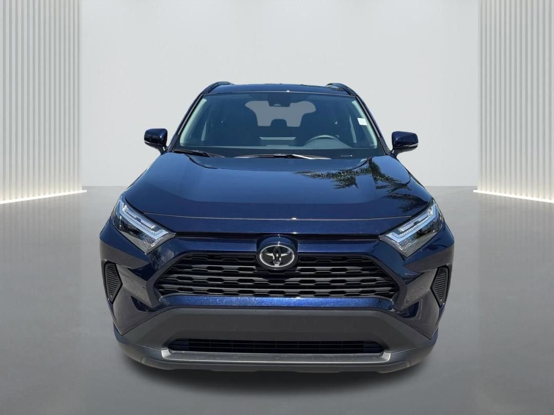 Used 2025 Toyota RAV4 XLE w/ Convenience Package FWD image 2