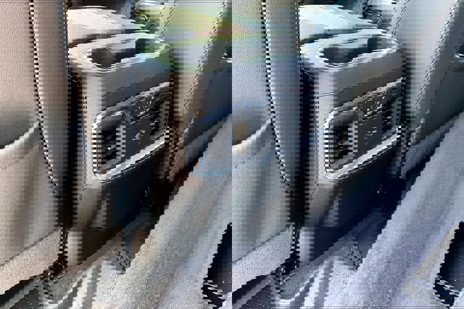 Used 2026 Chevrolet Silverado 1500 High Country image 33