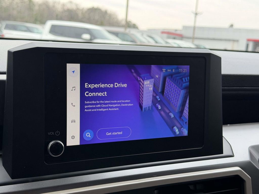 Used 2025 Toyota Tacoma TRD Sport image 3