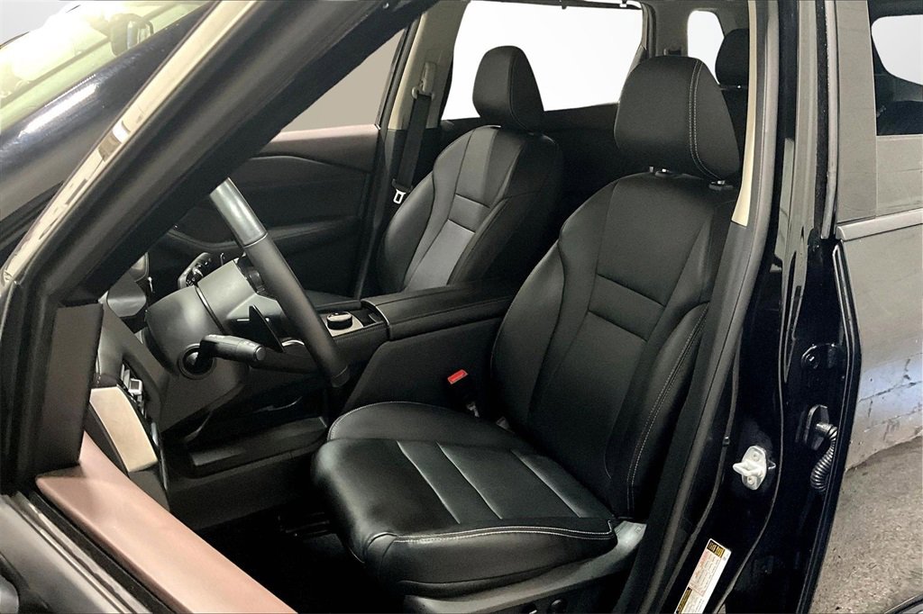 Used 2023 Nissan Rogue SL w/ SL Premium Package image 21