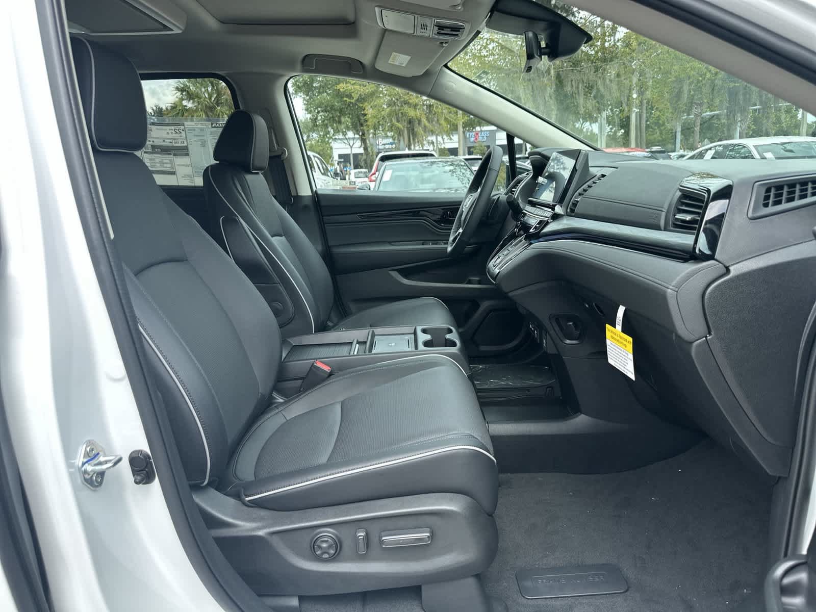 New 2027 Honda Odyssey Elite image 17