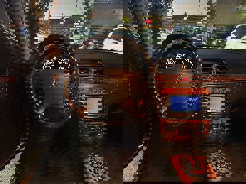 Used 2006 Mercedes-Benz S 500 image 16