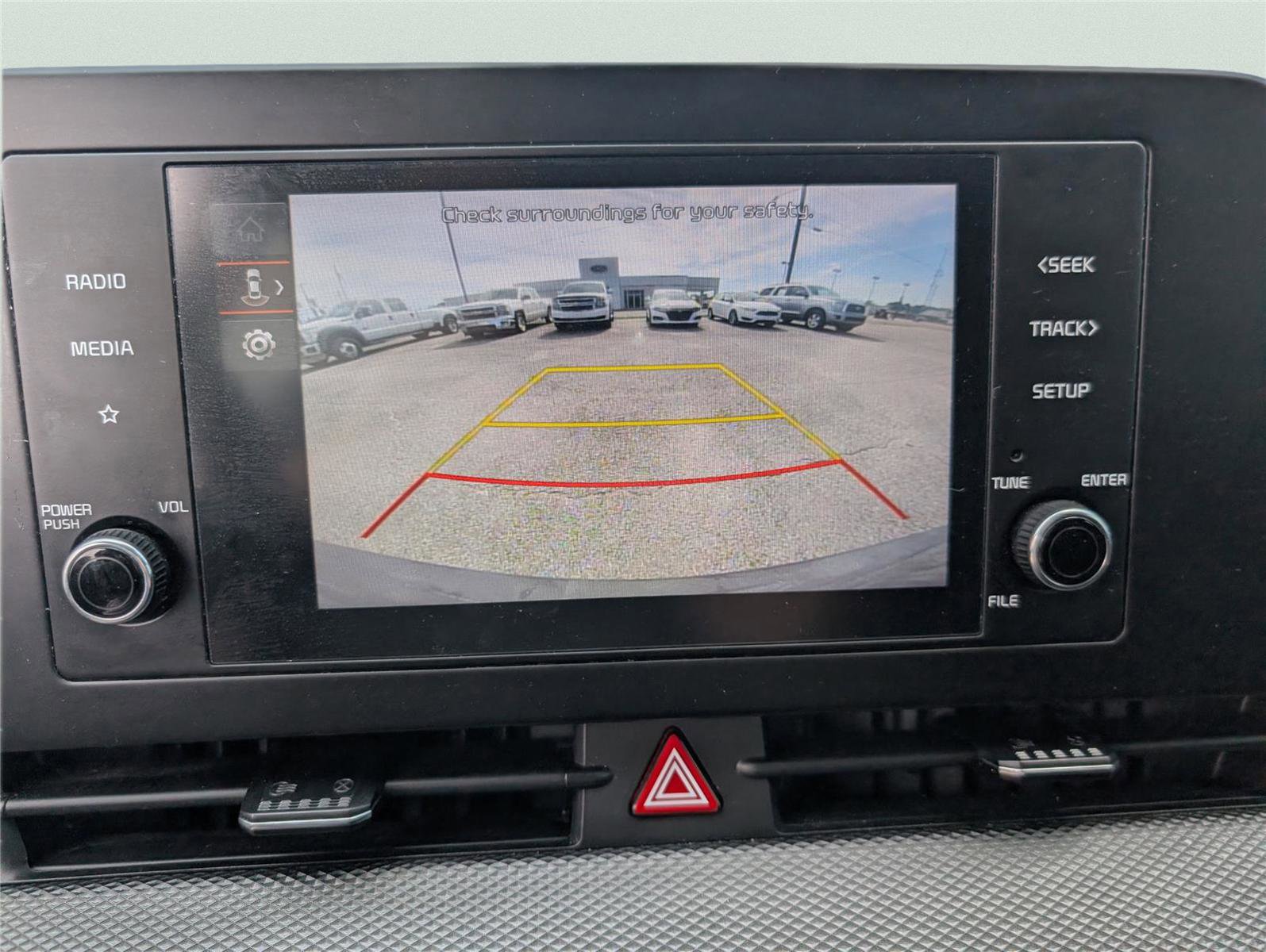 Used 2023 Kia Sportage LX image 17