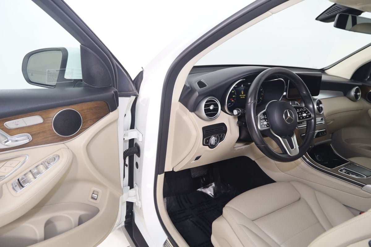 Used 2021 Mercedes-Benz GLC 300 4MATIC image 50