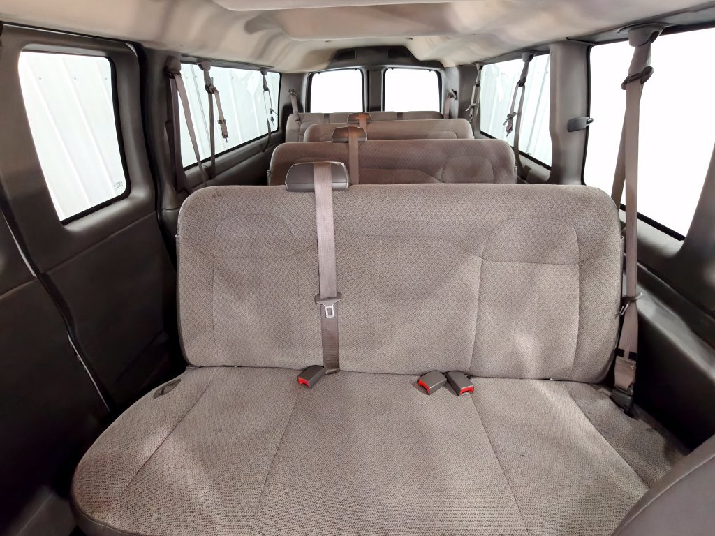 Used 2019 Chevrolet Express 3500 LS RWD image 21