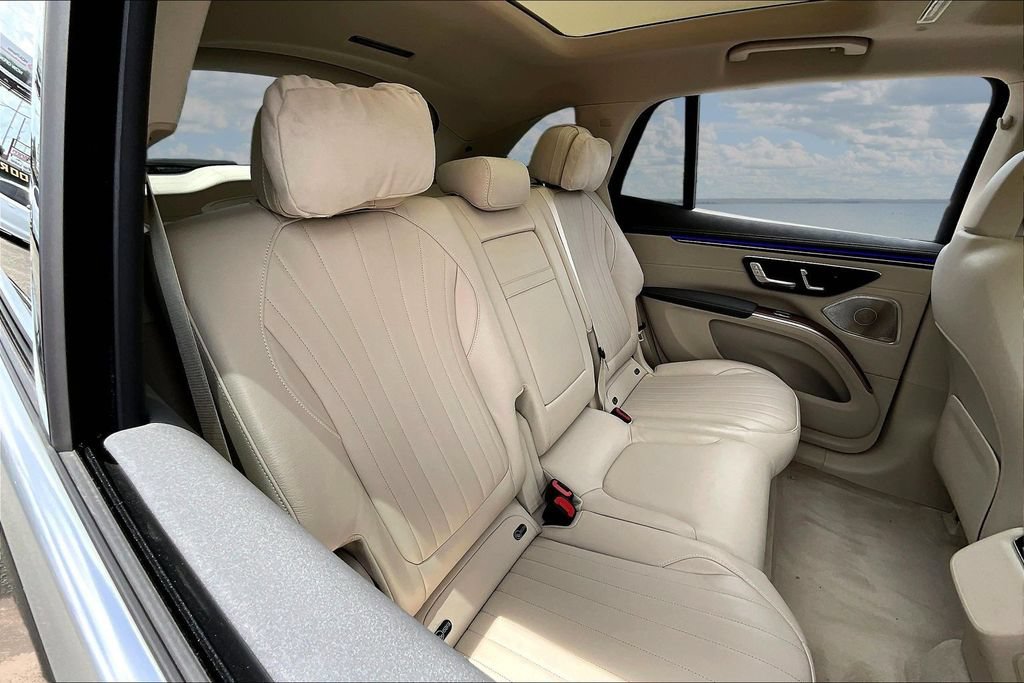 Used 2023 Mercedes-Benz EQS 450+ 4MATIC SUV image 25
