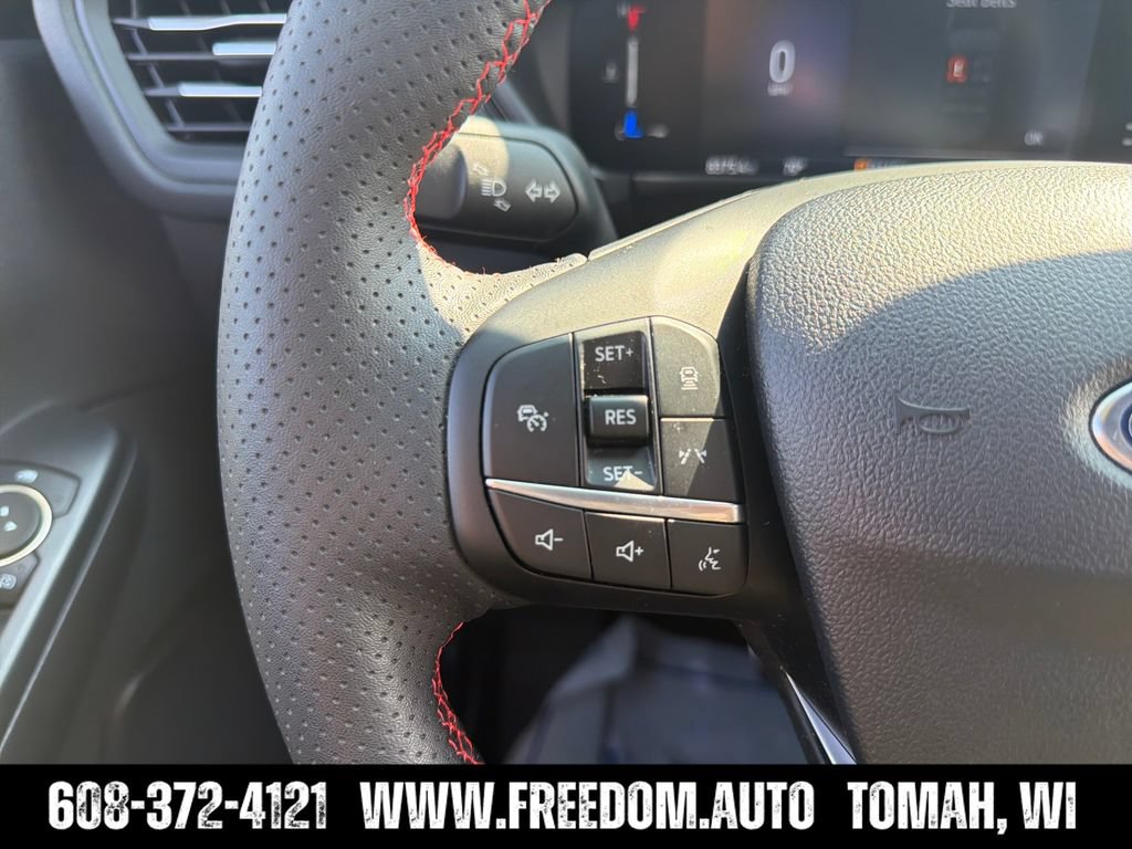 Used 2024 Ford Escape ST-Line w/ Tech Pack #1 AWD/4WD image 15