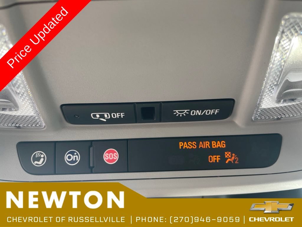 Used 2025 Chevrolet Malibu RS FWD image 19