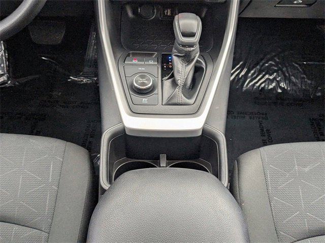 Used 2025 Toyota RAV4 XLE image 20