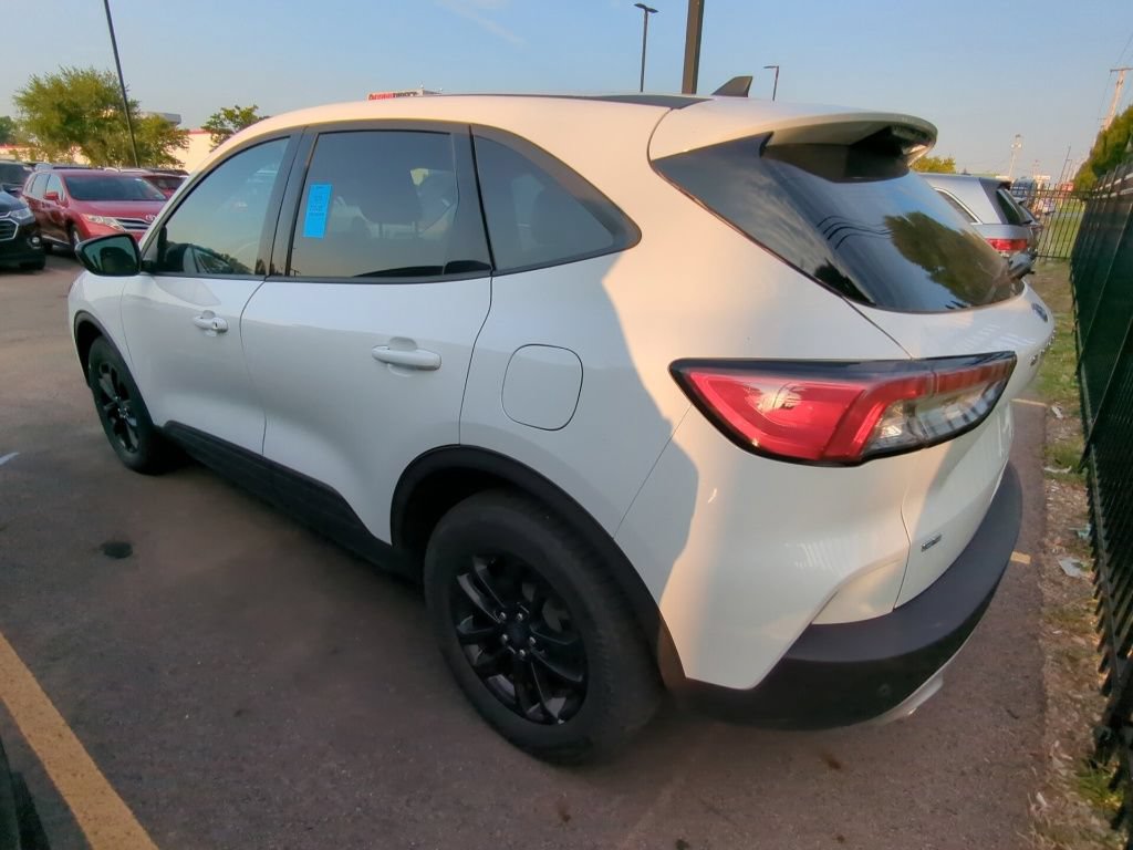 Used 2020 Ford Escape SE Sport AWD/4WD image 4
