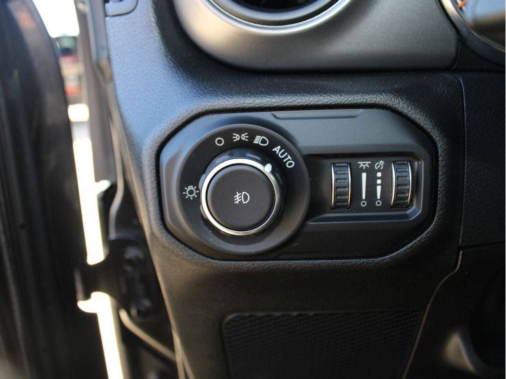 Certified 2021 Jeep Wrangler Unlimited Sport image 12