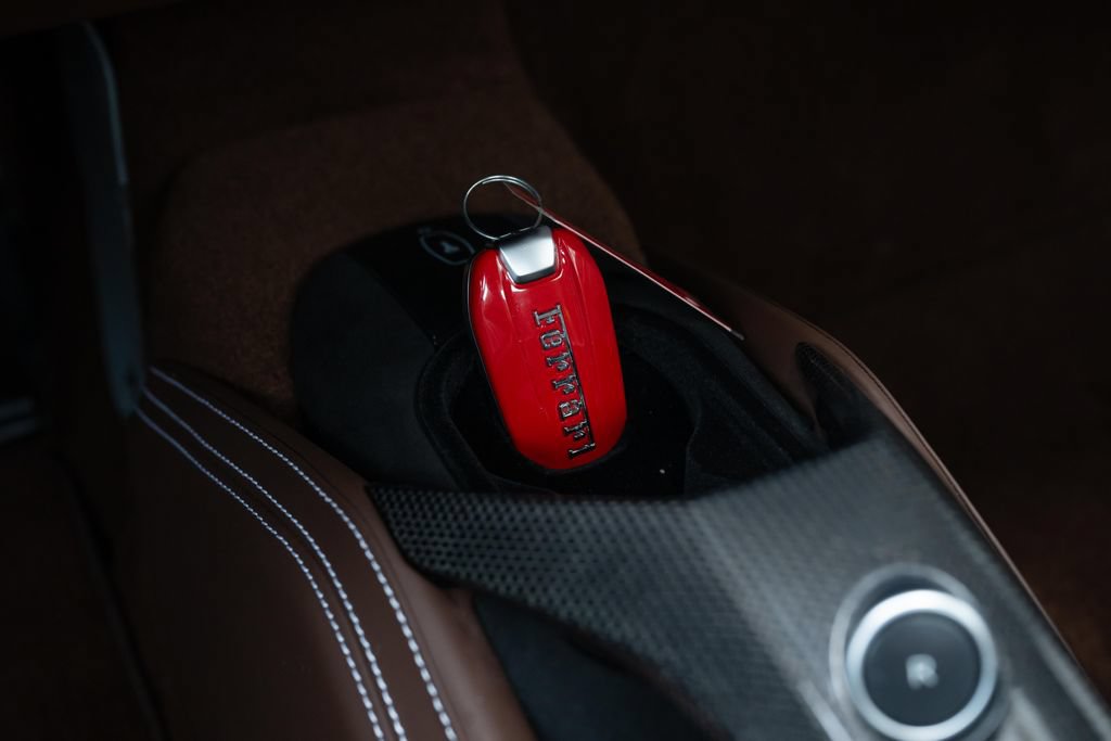 Used 2018 Ferrari 488 Spider RWD image 51