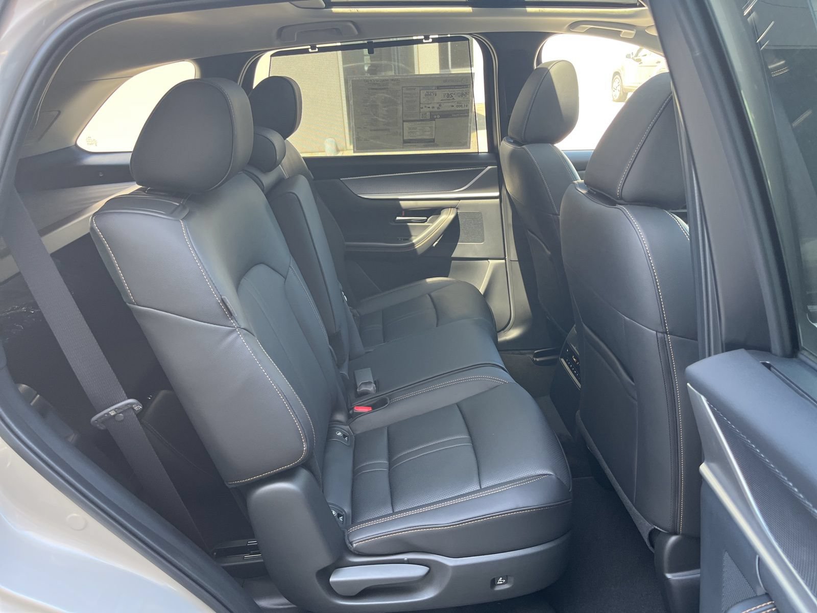 New 2026 MAZDA CX-90 Plug-In Hybrid w/Premium Sport AWD/4WD image 29