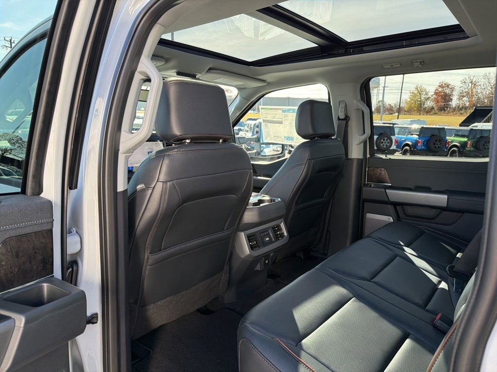 New 2026 Ford F250 Lariat w/ Black Appearance Package image 15
