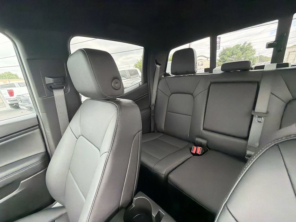 New 2026 Chevrolet Colorado LT w/ LT Convenience Package AWD/4WD image 12