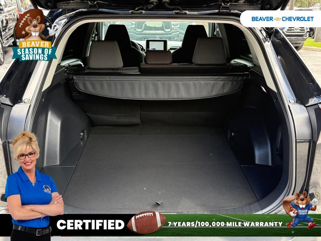 Used 2024 Toyota RAV4 AWD Hybrid image 11