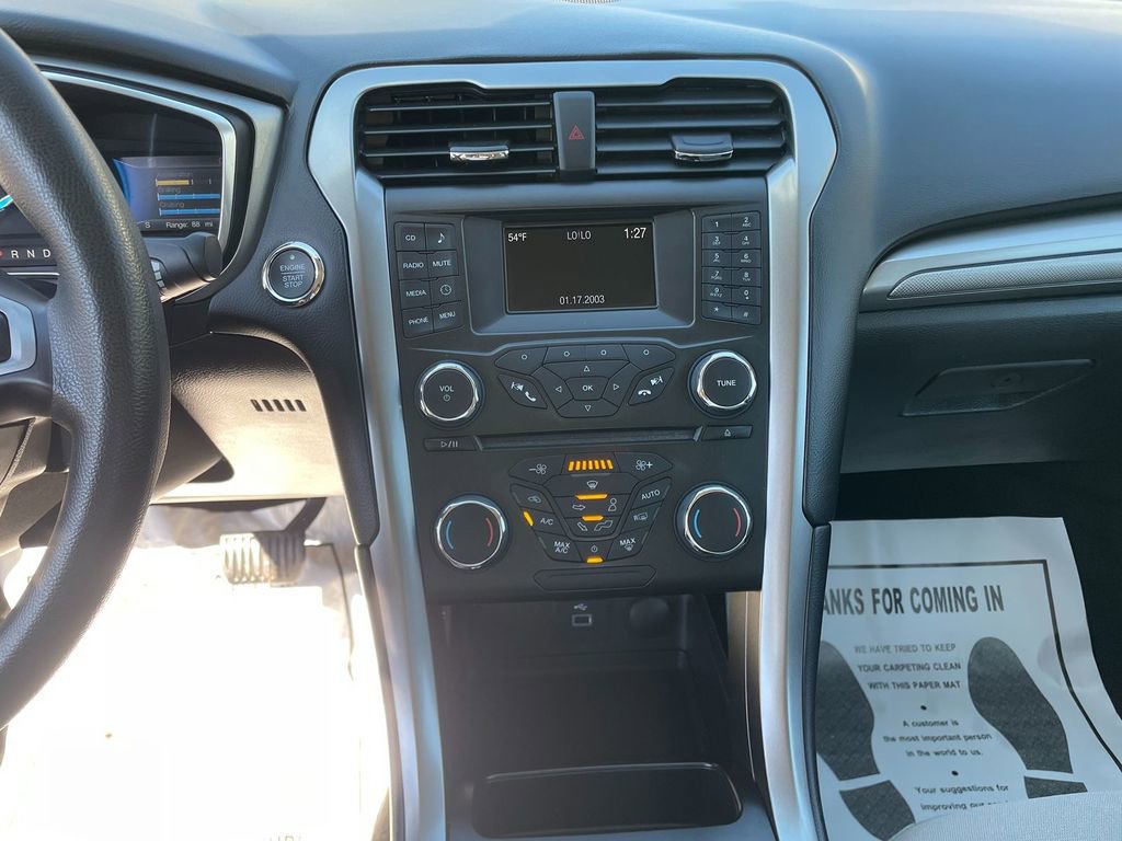 Used 2018 Ford Fusion S image 20